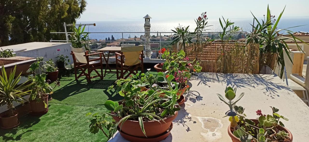 Maris Full Apartment With Roof Garden Access Chios Town Luaran gambar